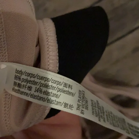 Victoria’s Secret The Player Victoria Sport bra - Picture 3 of 3